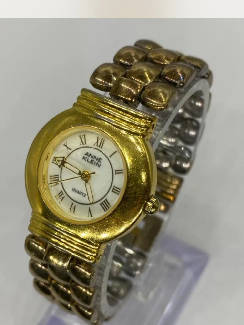 Designer *** Anne Klein  ^^^ Goldtone ^^^ Quartz Watch ***